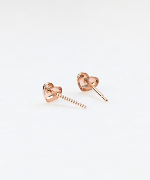 sowi(ソーイ)の「K10YG/PG ぷっくり ハート ミニピアス(ピアス(両耳用)・レディース・ゴールド/ピンク・フリ-)」の6枚目の写真