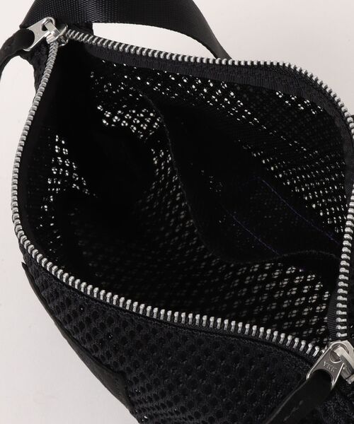 UNION STATION(ユニオンステーション)の「【THE NORTH FACE Purple Label】Mesh Field Small Shoulder Bag(ショルダーバッグ・メンズ・ブラック・FREE)」の4枚目の写真