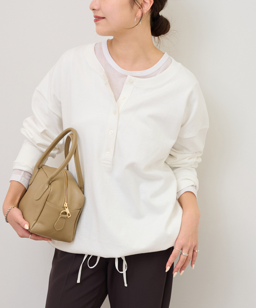 JOURNAL STANDARD relume（ジャーナルスタンダード　レリューム）の「《WEB限定追加2》オーバーサイズヘンリーネック（Tシャツ/カットソー・レディース・ホワイト/ブラック/ブラック系その他・FREE）」の22枚目の写真