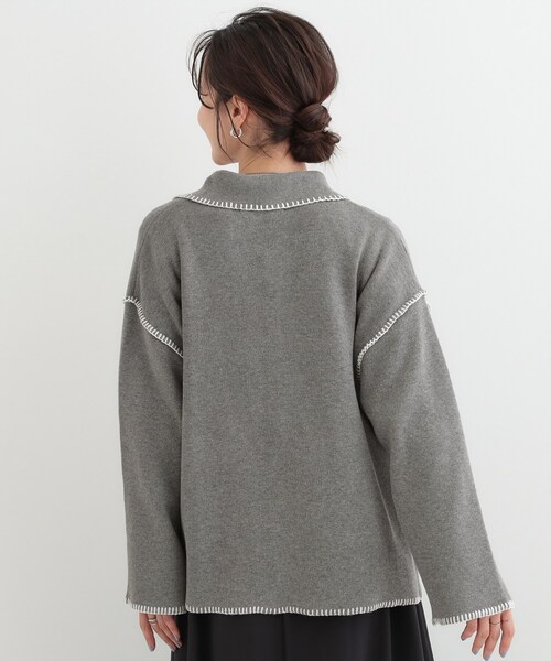 SHOO・LA・RUE（シューラルー）の「ステッチ襟付きが魅力な ジップニットカーディガン（カーディガン/ボレロ・レディース・オフホワイト/グレー/ライトグリーン・00）」の9枚目の写真