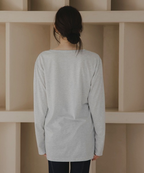 slattgir(スラットジール)の「高身長 ビスチェ付きロンT(トールサイズ)Essenave(Tシャツ/カットソー・レディース・オートミール/ネイビー系・T3L/TLL/TL/TM)」の5枚目の写真
