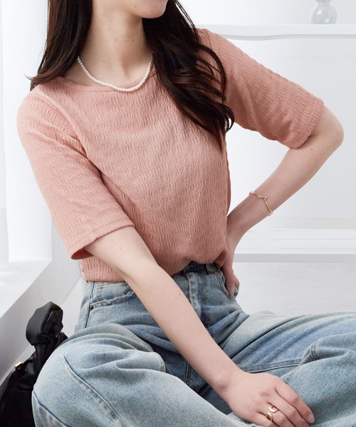 Viola e Viola(ヴィオラエヴィオラ)の「ポコポコ素材Tシャツ(Tシャツ/カットソー・レディース・ブラック/ネイビー/イエロー/ピンク/ホワイト・M/L/LL)」の5枚目の写真