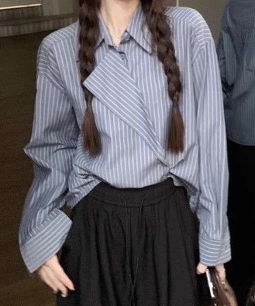 Flugge(フラッジー)の「デザインカラーストライプシャツ(シャツ/ブラウス・レディース・ブルー・MEDIUM/LARGE)」の1枚目の写真