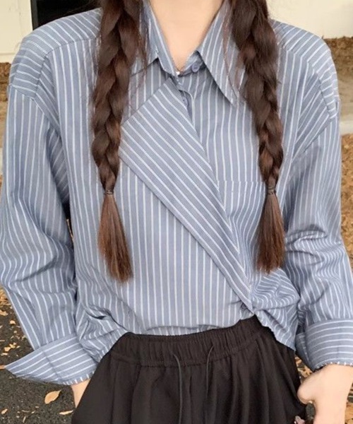 Flugge(フラッジー)の「デザインカラーストライプシャツ(シャツ/ブラウス・レディース・ブルー・MEDIUM/LARGE)」の7枚目の写真