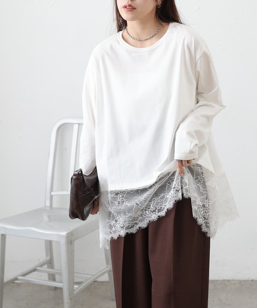 COLONY 2139（コロニートゥーワンスリーナイン）の「裾レースイレヘムTシャツ（Tシャツ/カットソー・レディース・オフホワイト/ブラック・FREE）」の3枚目の写真