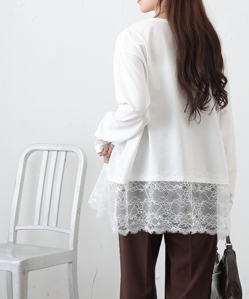 COLONY 2139（コロニートゥーワンスリーナイン）の「裾レースイレヘムTシャツ（Tシャツ/カットソー・レディース・オフホワイト/ブラック・FREE）」の4枚目の写真