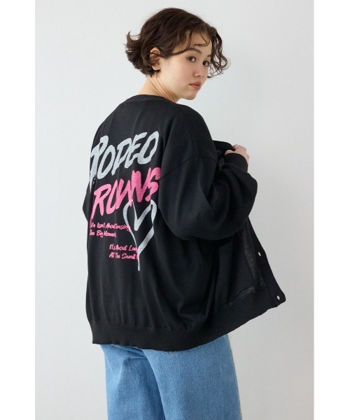 RODEO CROWNS WIDE BOWL(ロデオクラウンズワイドボウル)の「ネオンカラーロゴニットカーディガン(カーディガン/ボレロ・レディース・ブラック/ライトブルー/オフホワイト・FREE)」の18枚目の写真