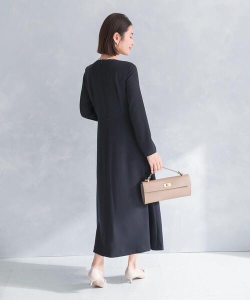 URBAN RESEARCH ROSSO WOMEN(アーバンリサーチ ロッソ)の「kaene シフォン合わせロングワンピース(ワンピース・レディース・ネイビー/ベージュ・MEDIUM)」の12枚目の写真