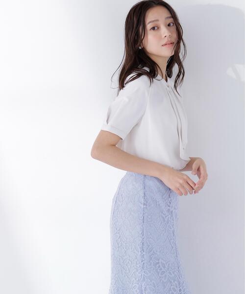 NATURAL BEAUTY BASIC(ナチュラルビューティーベーシック)の「◇ラッフルボウタイブラウス半袖(シャツ/ブラウス・レディース・ベージュ/イエロー/オフホワイト・SMALL/MEDIUM)」の18枚目の写真
