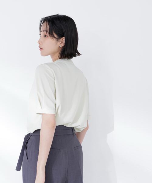 NATURAL BEAUTY BASIC(ナチュラルビューティーベーシック)の「◇ラッフルボウタイブラウス半袖(シャツ/ブラウス・レディース・ベージュ/イエロー/オフホワイト・SMALL/MEDIUM)」の4枚目の写真