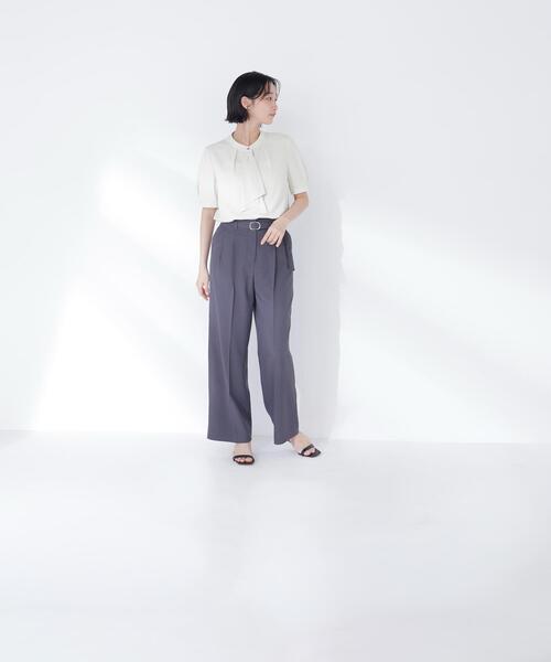 NATURAL BEAUTY BASIC(ナチュラルビューティーベーシック)の「◇ラッフルボウタイブラウス半袖(シャツ/ブラウス・レディース・ベージュ/イエロー/オフホワイト・SMALL/MEDIUM)」の5枚目の写真