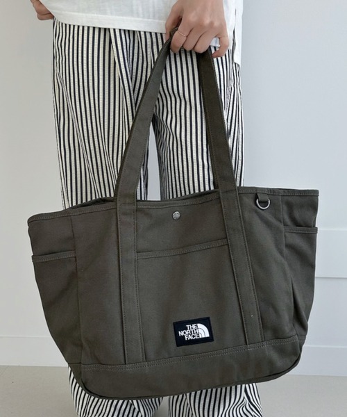 THE NORTH FACE(ザノースフェイス)の「◇THE NORTH FACE◇ WHITE LABEL 正規品/ノートPC収納可能大容量/オールデイ トート L ALL-DAY TOTE L(トートバッグ・レディース・キャメル/カーキ/ブラック・FREE)」の1枚目の写真