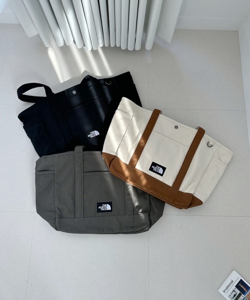 THE NORTH FACE(ザノースフェイス)の「◇THE NORTH FACE◇ WHITE LABEL 正規品/ノートPC収納可能大容量/オールデイ トート L ALL-DAY TOTE L(トートバッグ・レディース・キャメル/カーキ/ブラック・FREE)」の20枚目の写真