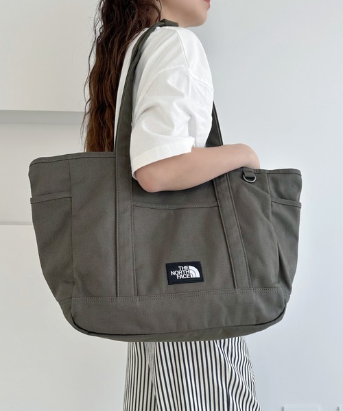 THE NORTH FACE(ザノースフェイス)の「◇THE NORTH FACE◇ WHITE LABEL 正規品/ノートPC収納可能大容量/オールデイ トート L ALL-DAY TOTE L(トートバッグ・レディース・キャメル/カーキ/ブラック・FREE)」の10枚目の写真