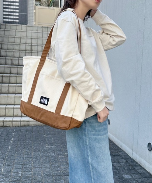 THE NORTH FACE(ザノースフェイス)の「◇THE NORTH FACE◇ WHITE LABEL 正規品/ノートPC収納可能大容量/オールデイ トート L ALL-DAY TOTE L(トートバッグ・レディース・キャメル/カーキ/ブラック・FREE)」の19枚目の写真