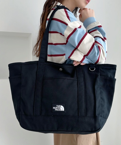 THE NORTH FACE(ザノースフェイス)の「◇THE NORTH FACE◇ WHITE LABEL 正規品/ノートPC収納可能大容量/オールデイ トート L ALL-DAY TOTE L(トートバッグ・レディース・キャメル/カーキ/ブラック・FREE)」の4枚目の写真