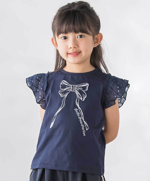 BeBe Petits Pois Vert(ベベプチポワヴェール)の「袖異素材リボン刺しゅうTシャツ(Tシャツ/カットソー・キッズ・ピンク/ネイビー/ホワイト・110cm/120cm/130cm/140cm/150cm)」の2枚目の写真