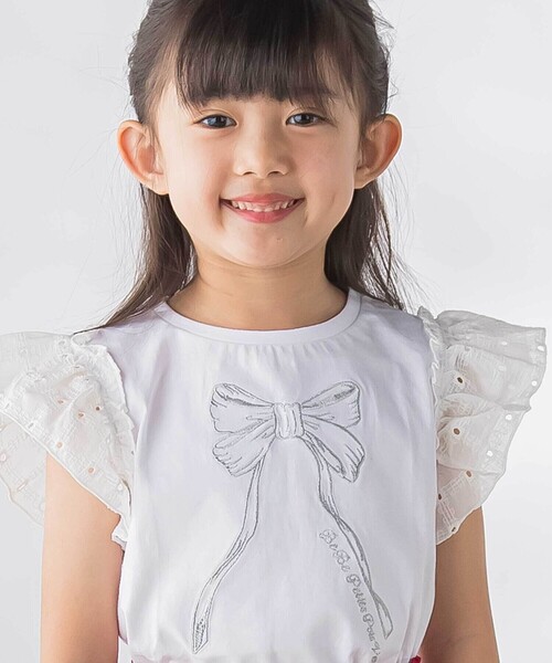 BeBe Petits Pois Vert(ベベプチポワヴェール)の「袖異素材リボン刺しゅうTシャツ(Tシャツ/カットソー・キッズ・ピンク/ネイビー/ホワイト・110cm/120cm/130cm/140cm/150cm)」の5枚目の写真