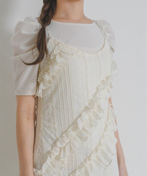 31 Sons de mode(トランテアン ソン ドゥ モード)の「一部店舗限定 2026春夏新作 フリルキャミロングワンピース(ワンピース・レディース・ホワイト・フリ-)」の14枚目の写真