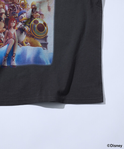 FREAK'S STORE（フリークスストア）の「FREAK’S STORE/フリークスストア KINGDOM HEARTS II / KEY ART TEE/キングダム ハーツ II / キーアートTシャツ（Tシャツ/カットソー・メンズ・ホワイト/ブラック・MEDIUM/LARGE/X-LARGE）」の8枚目の写真