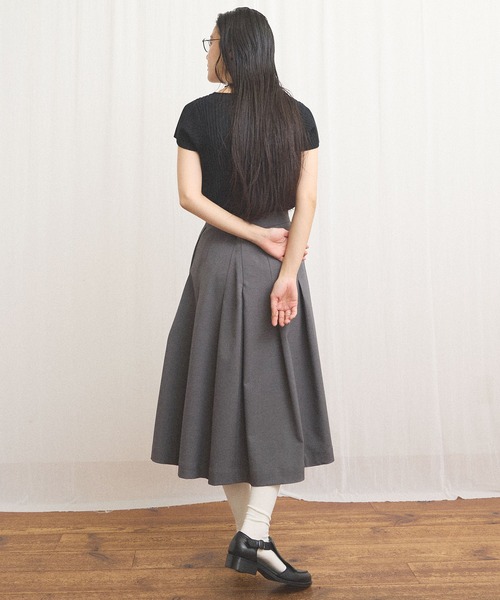 fig London(フィグロンドン)の「standard tuck skirt(スカート・レディース・チャコールグレー/グレー・FREE)」の21枚目の写真
