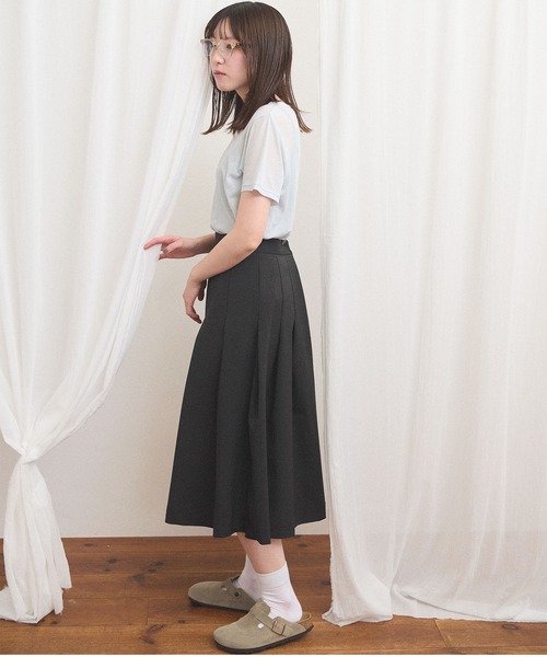 fig London(フィグロンドン)の「standard tuck skirt(スカート・レディース・チャコールグレー/グレー・FREE)」の22枚目の写真
