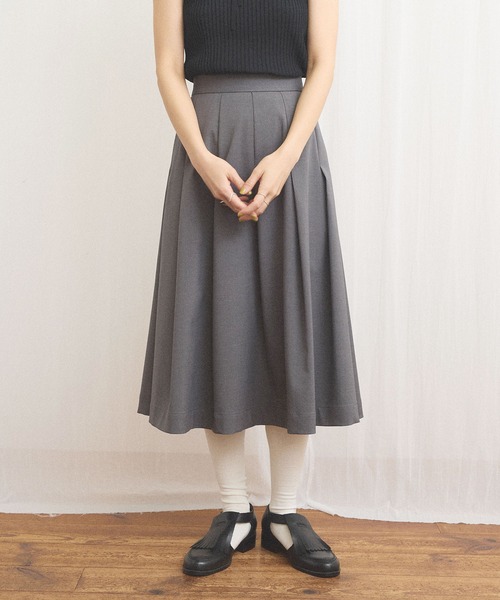 fig London(フィグロンドン)の「standard tuck skirt(スカート・レディース・チャコールグレー/グレー・FREE)」の14枚目の写真