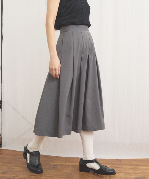 fig London(フィグロンドン)の「standard tuck skirt(スカート・レディース・チャコールグレー/グレー・FREE)」の15枚目の写真