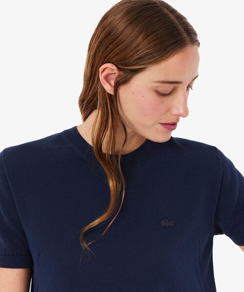 LACOSTE(ラコステ)の「透かし編み シームレス3Dニット半袖セーター(ニット/セーター・レディース・ネイビー/イエロー・40/38/36/34)」の6枚目の写真