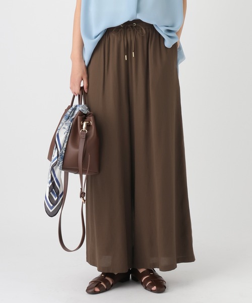 Elura(エルーラ)の「シャリサラワイドパンツ<低身長サイズあり>/661819(その他パンツ・レディース・ライトピンク/ネイビー/ダークブラウン/ベージュ・MEDIUM/FREE(S)/LARGE/SMALL)」の1枚目の写真