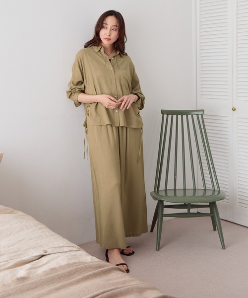 Elura(エルーラ)の「シャリサラワイドパンツ<低身長サイズあり>/661819(その他パンツ・レディース・ライトピンク/ネイビー/ダークブラウン/ベージュ・MEDIUM/FREE(S)/LARGE/SMALL)」の6枚目の写真