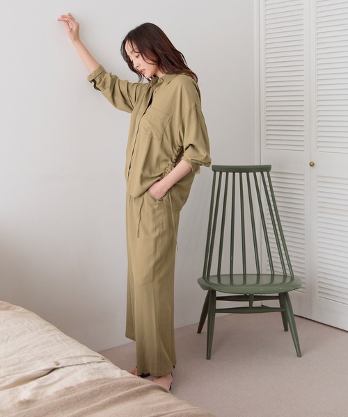 Elura(エルーラ)の「シャリサラワイドパンツ<低身長サイズあり>/661819(その他パンツ・レディース・ライトピンク/ネイビー/ダークブラウン/ベージュ・MEDIUM/FREE(S)/LARGE/SMALL)」の7枚目の写真