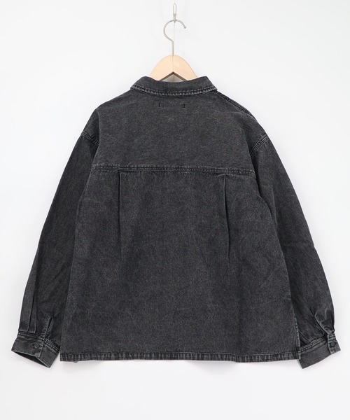 iS ScoLar(イズスカラー)の「561238:花蝶刺繍すそフリンジ入りデニムシャツ(シャツ/ブラウス・レディース・グレー/ブラック・M)」の13枚目の写真