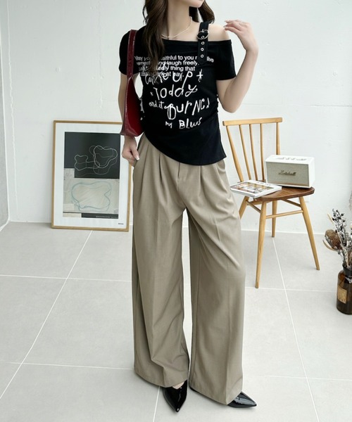 Ada.(エイダ)の「肩ベルト付き ワンショルダー Y2Kテイスト半袖カットソー(Tシャツ/カットソー・レディース・ブラック/ネイビー/ホワイト/グレー・FREE)」の13枚目の写真