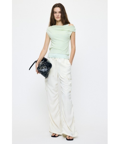 MOUSSY（マウジー）の「LAYERED OFF SHOULDER トップス（Tシャツ/カットソー・レディース・ミント/アイボリー/ブラック/杢グレー・FREE）」の15枚目の写真