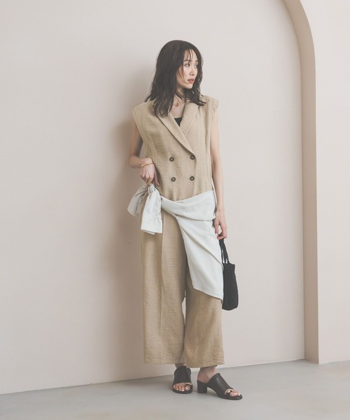 GLOBAL WORK(グローバルワーク)の「リネンライクオールインワン/661479(つなぎ/オールインワン・レディース・ライトベージュ/サックスブルー・MEDIUM/LARGE)」の2枚目の写真