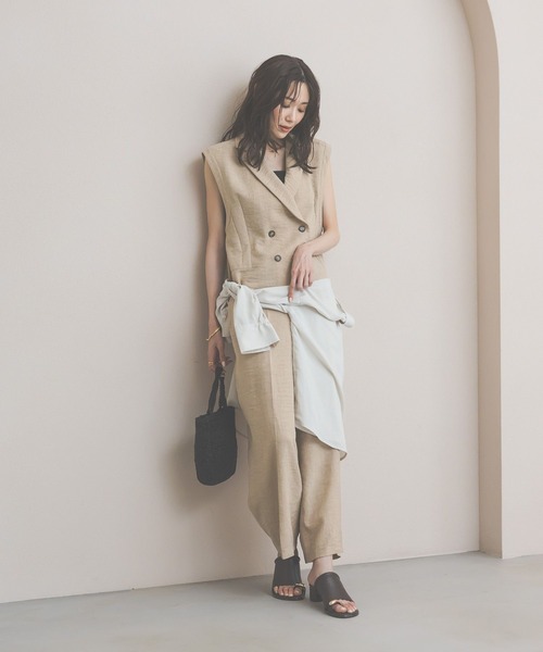 GLOBAL WORK(グローバルワーク)の「リネンライクオールインワン/661479(つなぎ/オールインワン・レディース・ライトベージュ/サックスブルー・MEDIUM/LARGE)」の5枚目の写真