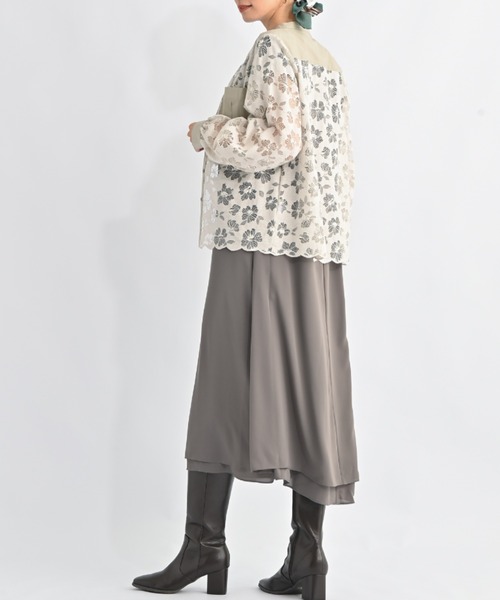 aunt lily(アントリリー)の「華やかラッセルレース スタンドネックシャツ|レースシャツ レースブラウス スタンドカラー 比翼仕立て 羽織り コットン混 きれいめ 大人カジュアル(シャツ/ブラウス・レディース・ブラック/グレー/ブルー・S/M/L/LL/3L)」の14枚目の写真