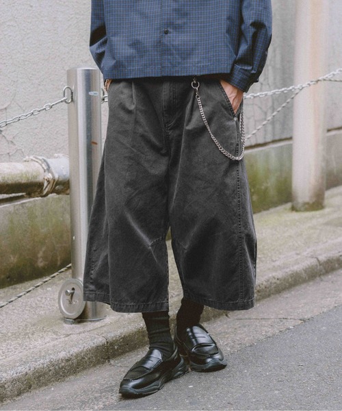 RAGEBLUE(レイジブルー)の「Barrel Buggy Half Pants/バレルバギーハーフパンツ(その他パンツ・メンズ・グレー/ブラック・LARGE/MEDIUM)」の2枚目の写真