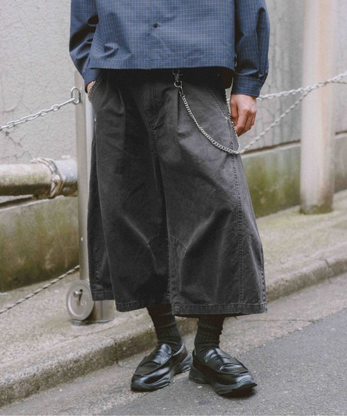 RAGEBLUE(レイジブルー)の「Barrel Buggy Half Pants/バレルバギーハーフパンツ(その他パンツ・メンズ・グレー/ブラック・LARGE/MEDIUM)」の4枚目の写真