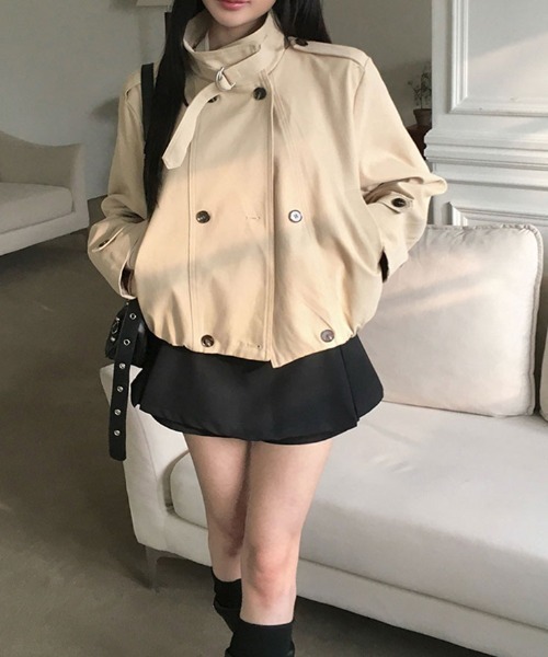 Emilie(エミリー)の「ハイネックベルトショートトレンチ(トレンチコート・レディース・アイボリー/ベージュ・FREE)」の20枚目の写真