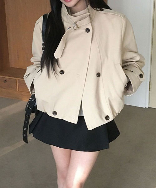 Emilie(エミリー)の「ハイネックベルトショートトレンチ(トレンチコート・レディース・アイボリー/ベージュ・FREE)」の11枚目の写真