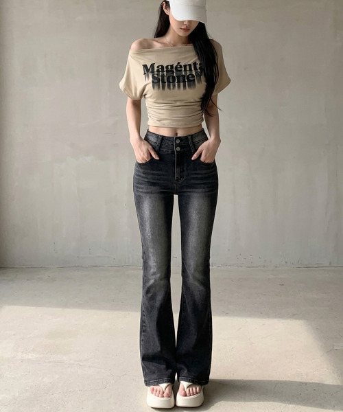 VIVID LADY(ビビッドレディー)の「ドレープ ボートネック ロゴトップス(Tシャツ/カットソー・レディース・ホワイト/ブラック/ベージュ・FREE)」の13枚目の写真