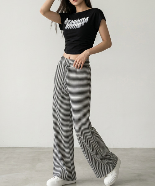 VIVID LADY(ビビッドレディー)の「ドレープ ボートネック ロゴトップス(Tシャツ/カットソー・レディース・ホワイト/ブラック/ベージュ・FREE)」の17枚目の写真