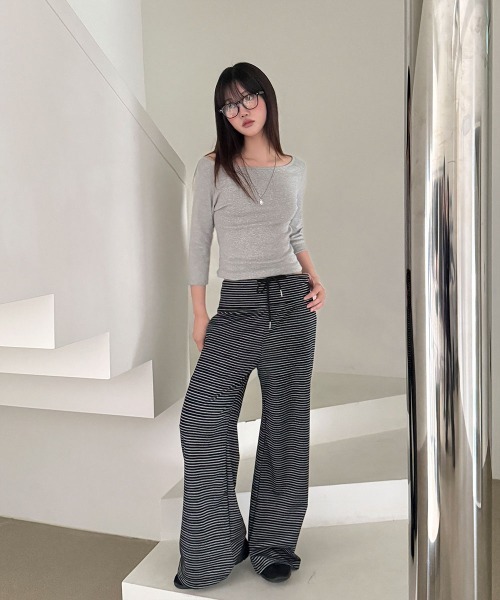 4INT.(フォイント)の「7分袖 コットン ボートネック 長袖 Tシャツ(Tシャツ/カットソー・レディース・ホワイト/グレー/ネイビー/ブラック・FREE)」の22枚目の写真