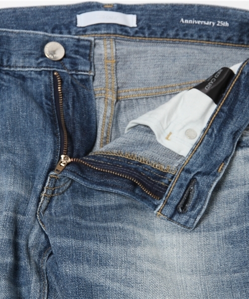 RED CARD TOKYO（レッドカード）の「RED CARD Anniversary25th 90506S-kvm デニムパンツ（デニムパンツ・レディース・ネイビー・22/24/23/27/26/25）」の10枚目の写真