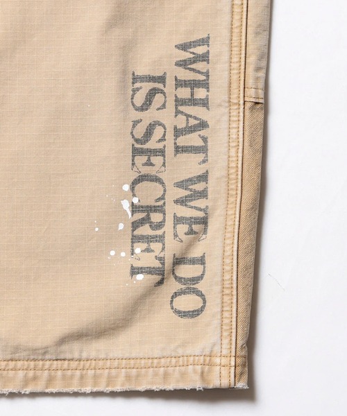 Liberaiders(リベレイダース)の「Liberaiders/リベレイダース HANDWRITING CANVAS WORK SHORTS ダブルニー ペイントデザイン ワークショーツ 秋 秋服 2026年秋冬(デニムパンツ・メンズ・ブラック/ベージュ・30/32/34)」の18枚目の写真