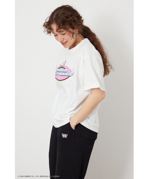 RODEO CROWNS WIDE BOWL(ロデオクラウンズワイドボウル)の「(サンリオキャラクターズ) Y2KロゴTシャツ(Tシャツ/カットソー・メンズ・オフホワイト/ブルー/ブラック/ライトピンク・MEDIUM/LARGE)」の11枚目の写真