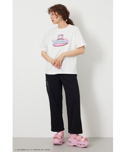 RODEO CROWNS WIDE BOWL(ロデオクラウンズワイドボウル)の「(サンリオキャラクターズ) Y2KロゴTシャツ(Tシャツ/カットソー・メンズ・オフホワイト/ブルー/ブラック/ライトピンク・MEDIUM/LARGE)」の13枚目の写真