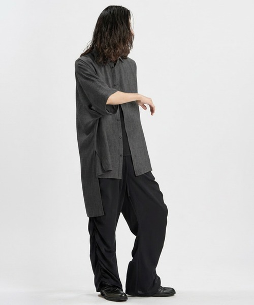 NO ID.(ノーアイディ)の「【NO ID.】Irregular Hemline Shirt / イレギュラー ヘムライン シャツ(シャツ/ブラウス・メンズ・ホワイト/グレー/ブラック・ONE SIZE)」の21枚目の写真